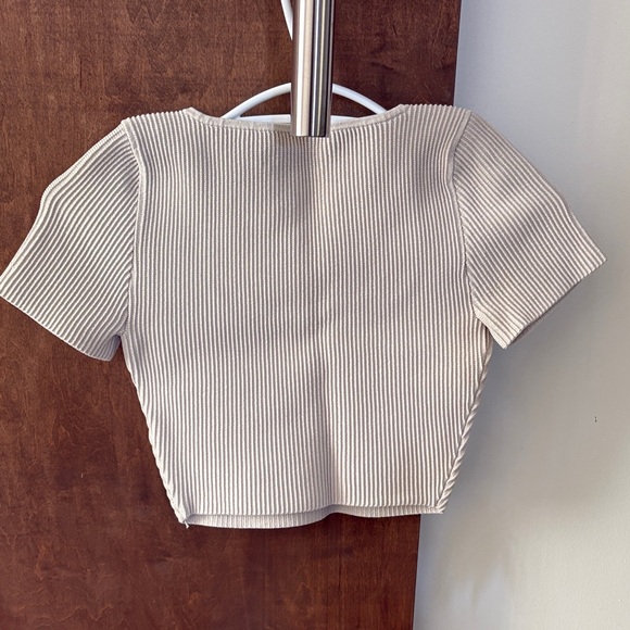 Aritzia Cream Ribbed Crop Top - Picture 5 of 5